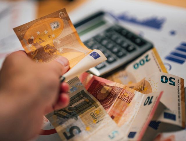 Stop Losing Money: The Weird Trick Behind Maximizing Your Cash-Back Rewards