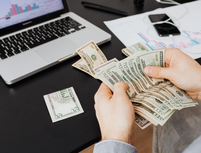 How to Save Money with Low Income