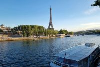 Why is Paris' Development Slow?