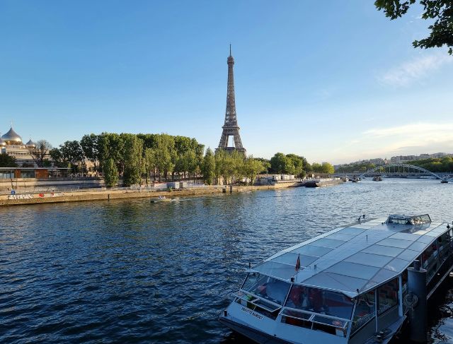 Why is Paris' Development Slow?