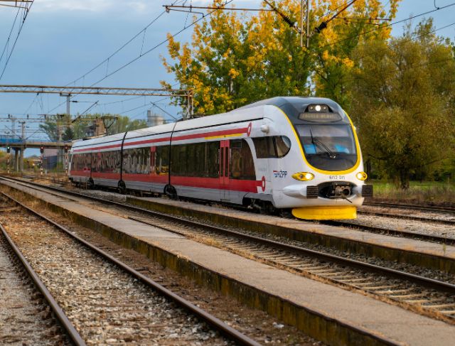 You Can Literally Eat Breakfast in Paris and Dinner in Amsterdam