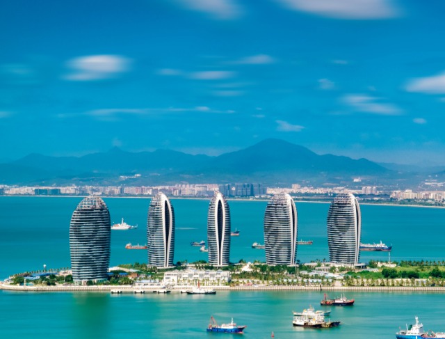 Exploring Sanya, A Tropical Island Holiday in the Hawaii of China