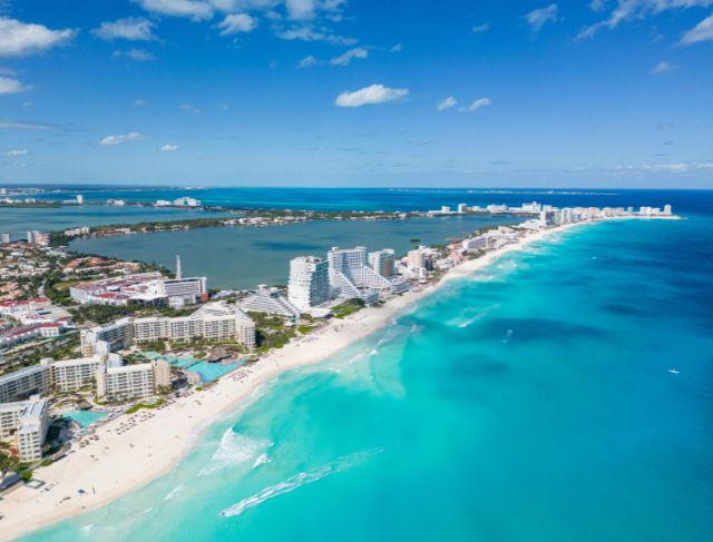Is Cancun, Mexico Really Worth Visiting? An Honest Look at the Tourist Side and Local Side