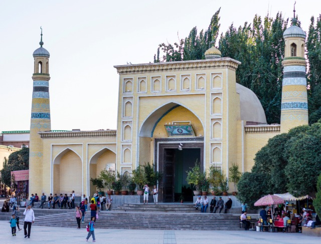 Exploring Xinjiang, Journey from Urumqi to Kashgar